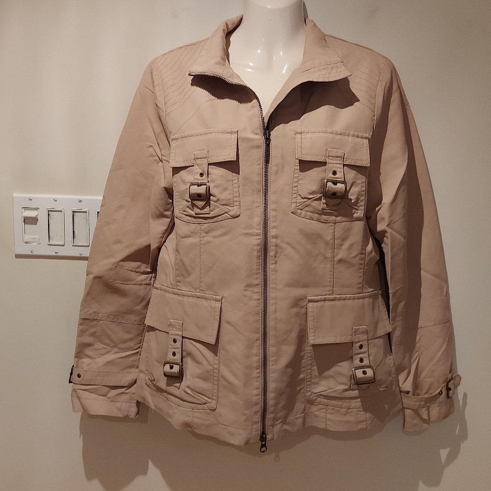 ❣️Ladies More & More Beige jacket size 12 (#255)